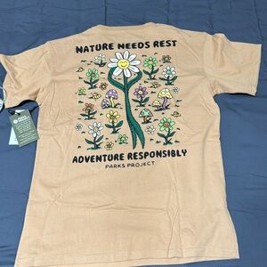 Parks Project NEW with tags, smoke free, super cute